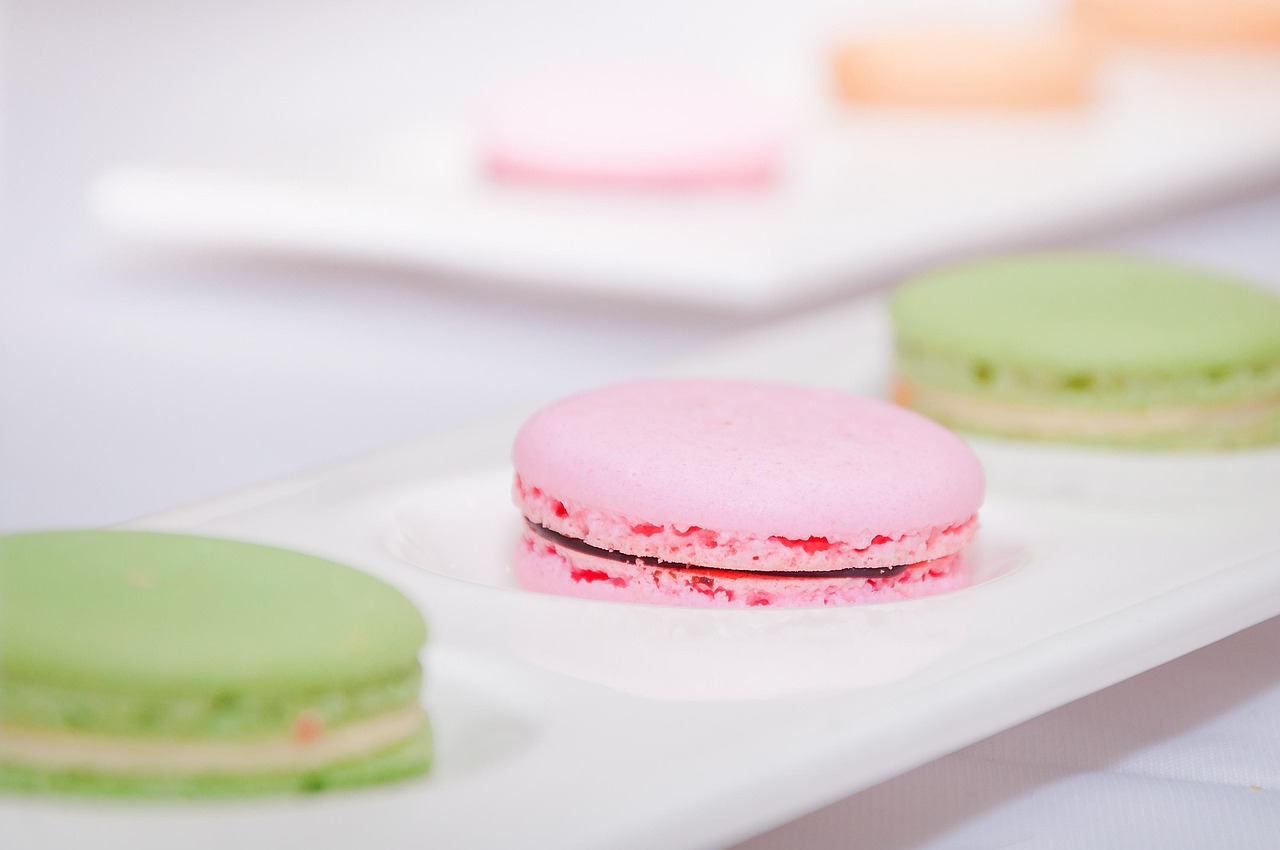 créez des macarons personnalisés pour vos événements : choisissez les saveurs, les couleurs et les motifs pour une gourmandise unique.